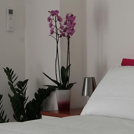Le Due Perle Bed and Breakfast Cagliari Exteriör bild